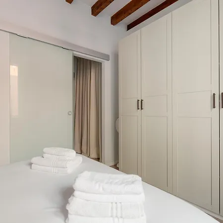 Guesthost - Bright -pasteur M1 アパート