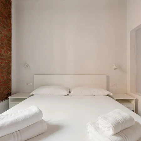Appartamento Guesthost - Bright -pasteur M1 *